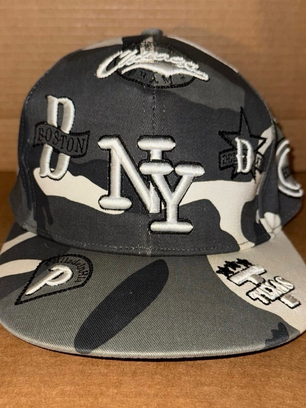 MLB Hat Cap Fitted Mens L 7 3/8-7 1/2 Camo All Over Team Logos Baseball Epoch
